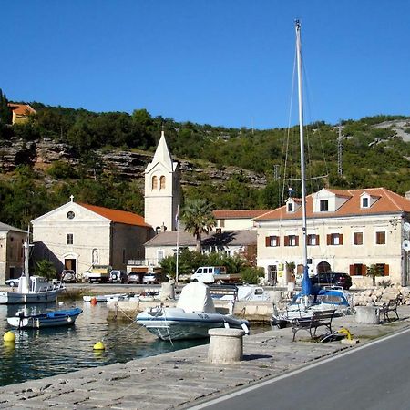 Sunmore Hotel Jablanac Exterior photo